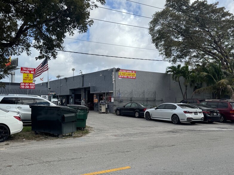 More Photos Of 7357-7369 NW 7th St, Miami Warehouse For Sale