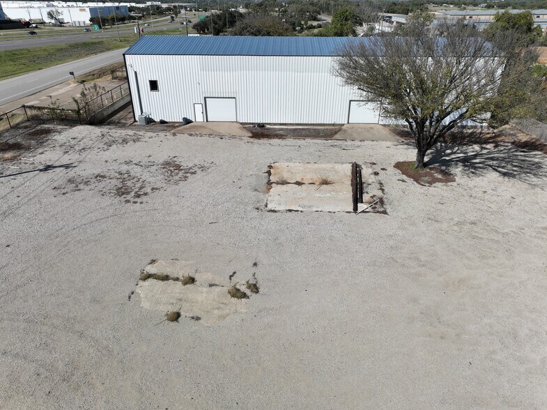 More Photos Of 3015 Burleson Blvd, Burleson Warehouse For Sale