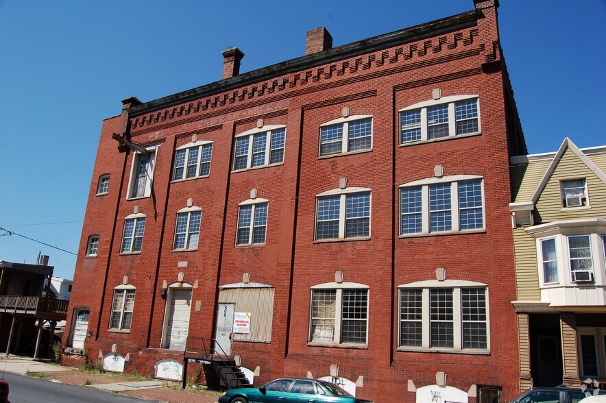 More Photos Of 506 N 12th St, Reading Industrial For Sale