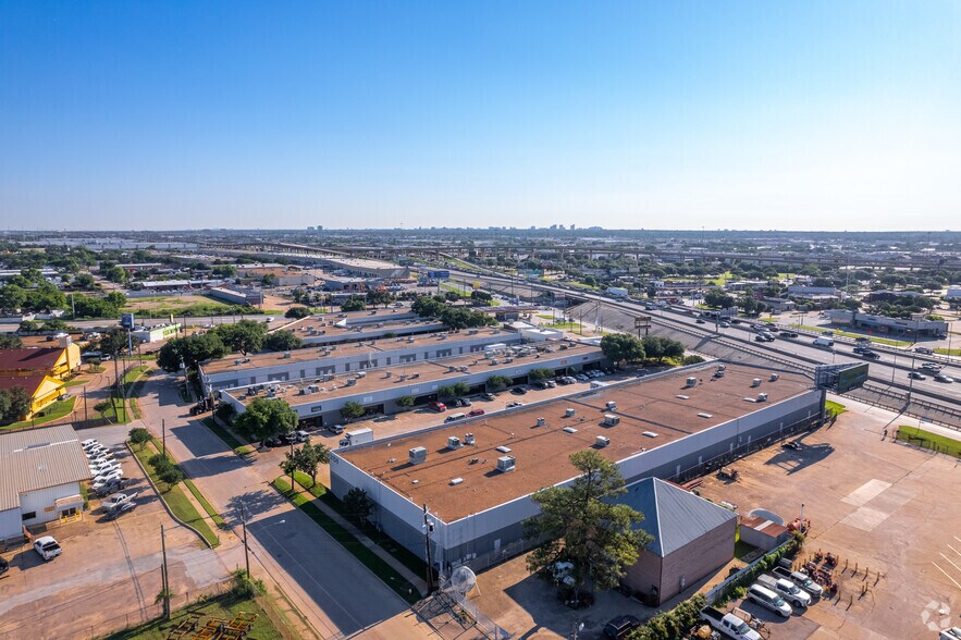 More Photos Of 2156 W Northwest Hwy, Dallas Light Distribution For Lease