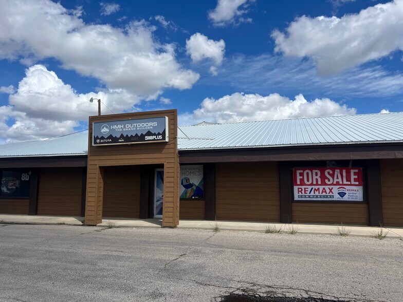 More Photos Of 1720 Main St, Lander Warehouse For Sale