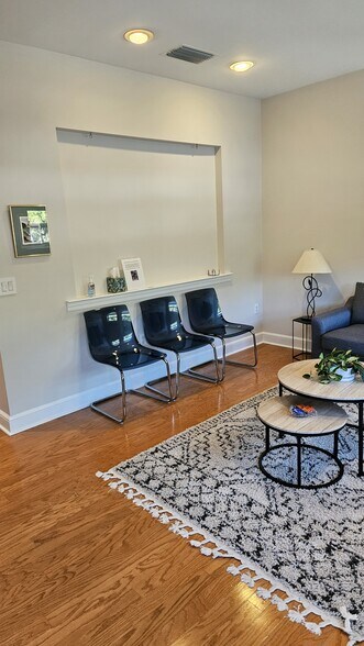 More Photos Of 3001 W Azeele St, Tampa Office For Lease