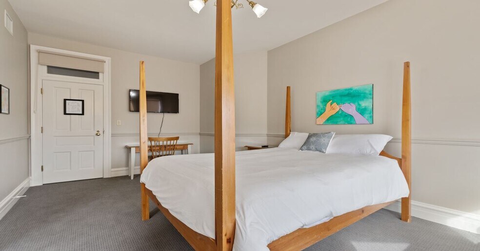 More Photos Of 45 N Main St, Mayville Hotel For Sale