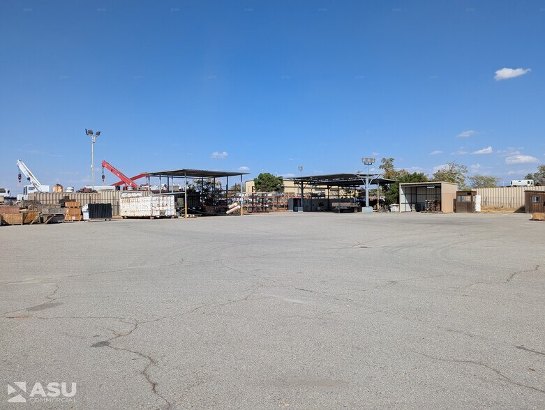 More Photos Of 3912 Gilmore Ave, Bakersfield Warehouse For Lease
