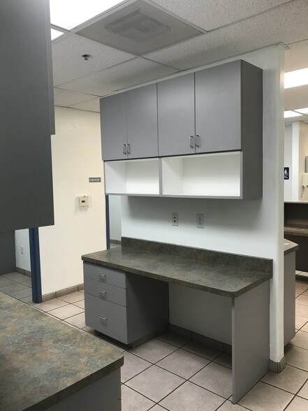 More Photos Of 1310 W St Marys Rd, Tucson Medical For Lease