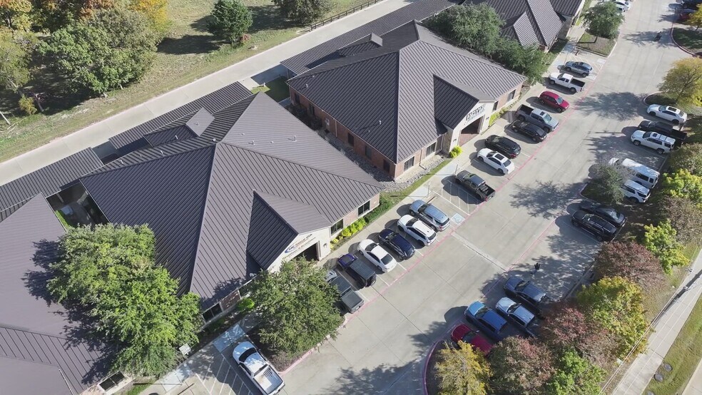 Primary Photo Of 6570 Naaman Forest Blvd, Garland Medical For Sale