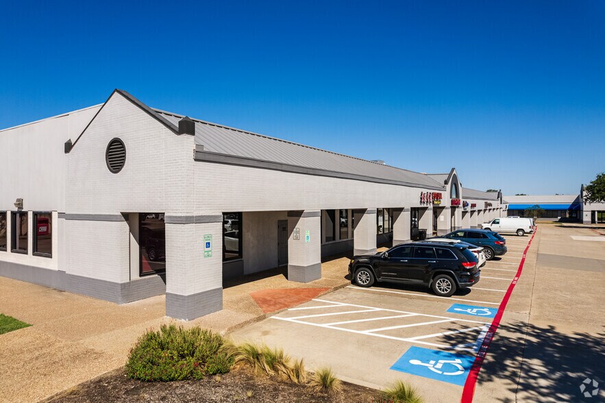 More Photos Of 3033 W Parker Rd, Plano Unknown For Lease