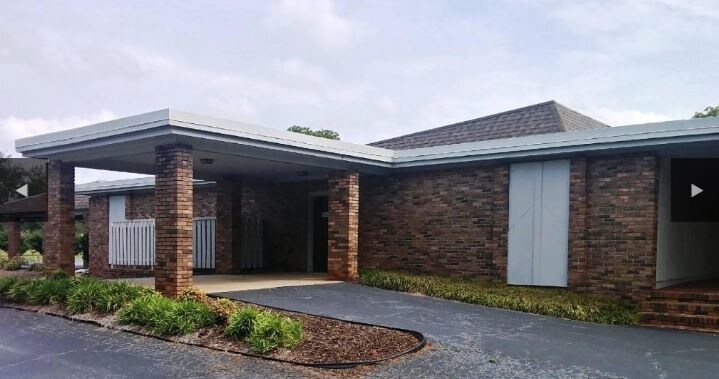 More Photos Of 111 W Pine Grove Rd, Fair Play Office For Sale