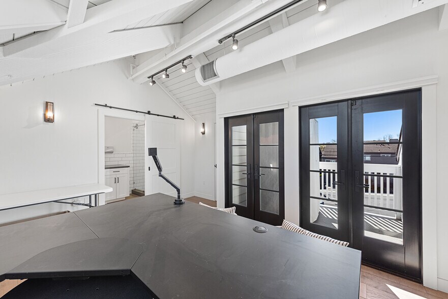 More Photos Of 24532 Del Prado, Dana Point Storefront Retail Office For Lease