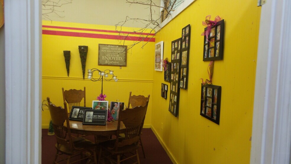 More Photos Of 102 Saint Joseph Ave, Brewton Storefront Retail Residential For Sale