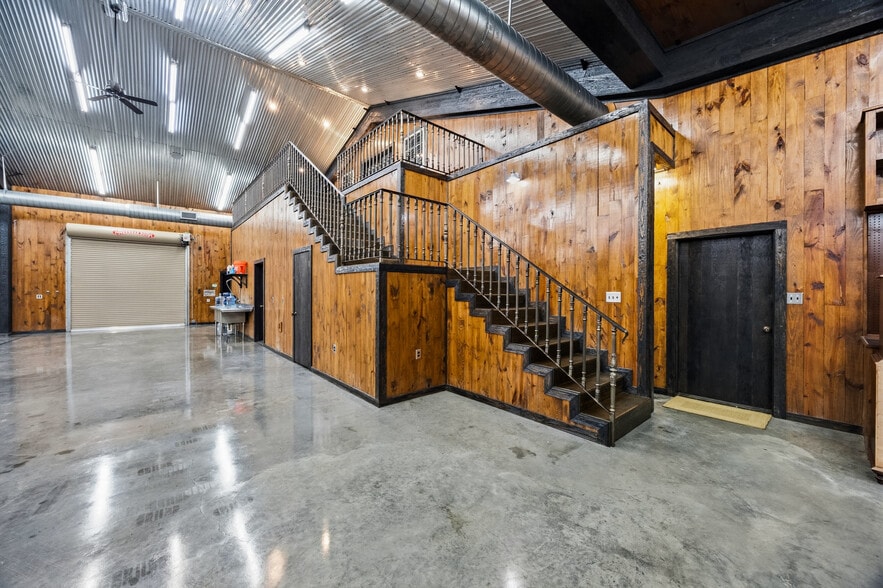 More Photos Of 1276 County Road 3318, Greenville Lodge Meeting Hall For Sale
