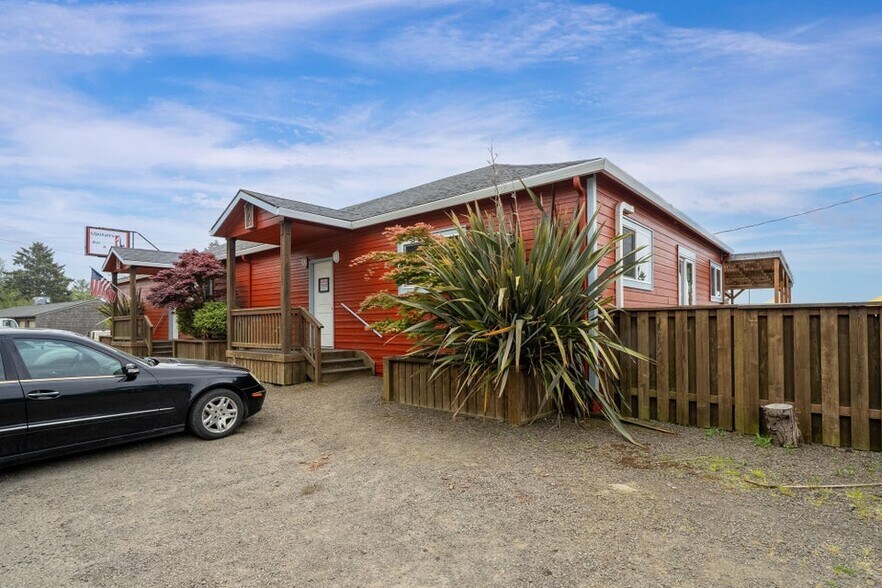 More Photos Of 4805 Netarts Hwy W, Tillamook Restaurant For Sale