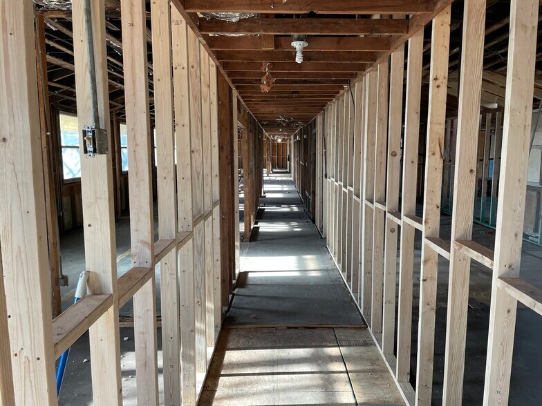 More Photos Of 914 S Loop Dr, Waco Apartments For Sale