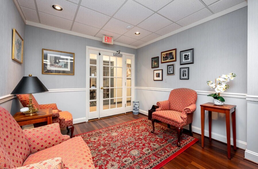More Photos Of 621 Ridgely Ave, Annapolis Office For Sale