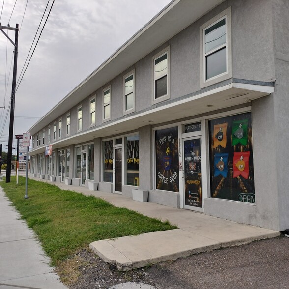 Primary Photo Of 1112-1118 Morgan Ave, Corpus Christi Storefront Retail Residential For Lease