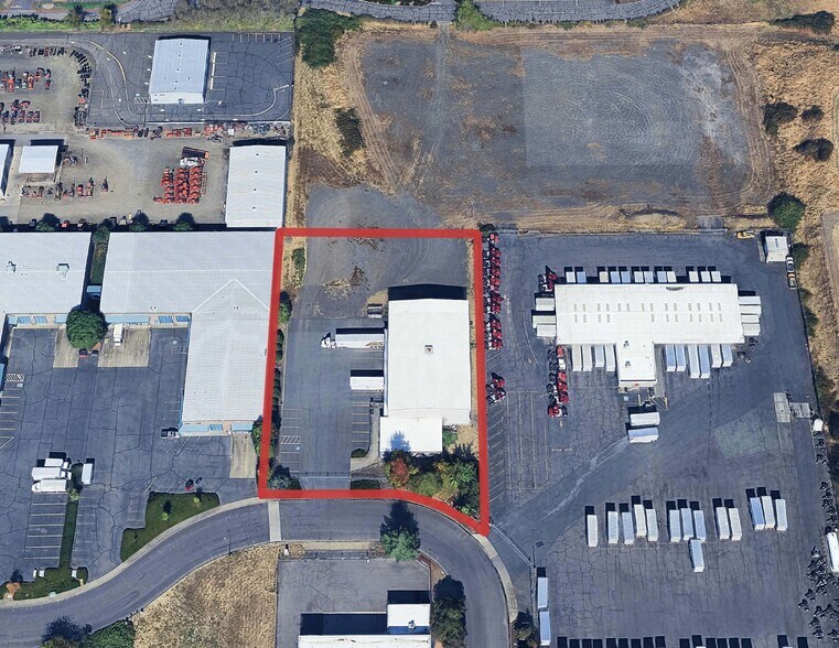 More Photos Of 1165 Fisher Ave, Medford Warehouse For Lease
