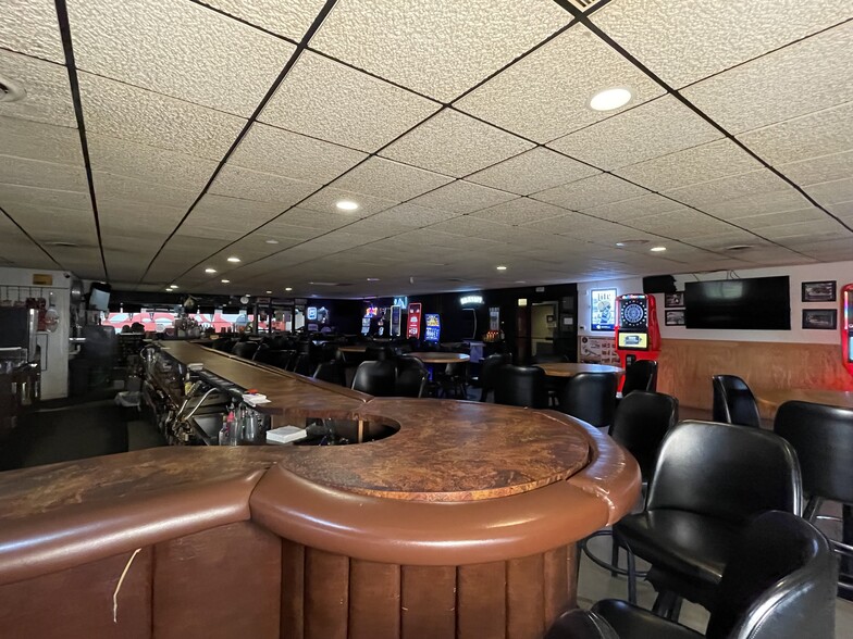 More Photos Of 8085 Highway 51, Minocqua Sports And Entertainment For Sale