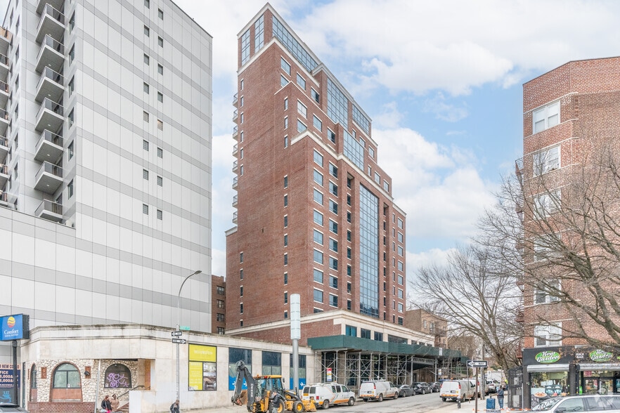 More Photos Of 12418 Queens Blvd, Jamaica Hotel For Sale