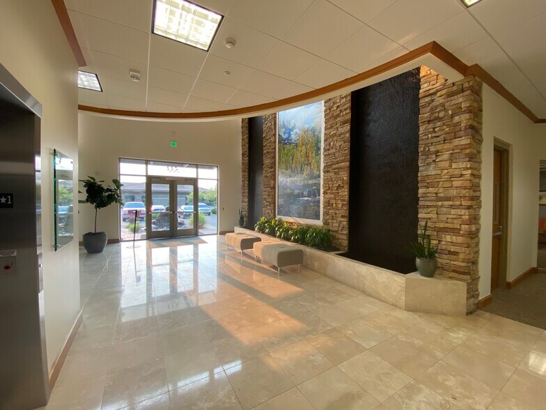 More Photos Of 533 E Riverside Dr, Eagle Office Residential For Lease