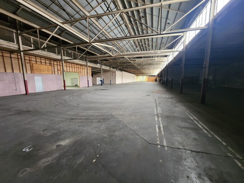 More Photos Of 909-911 Spiva Ave, Yuba City Warehouse For Lease