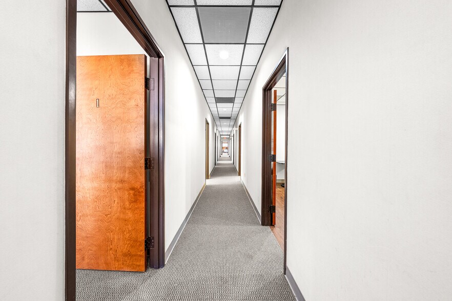 More Photos Of 110 Industrial Dr, Forney Showroom For Sale