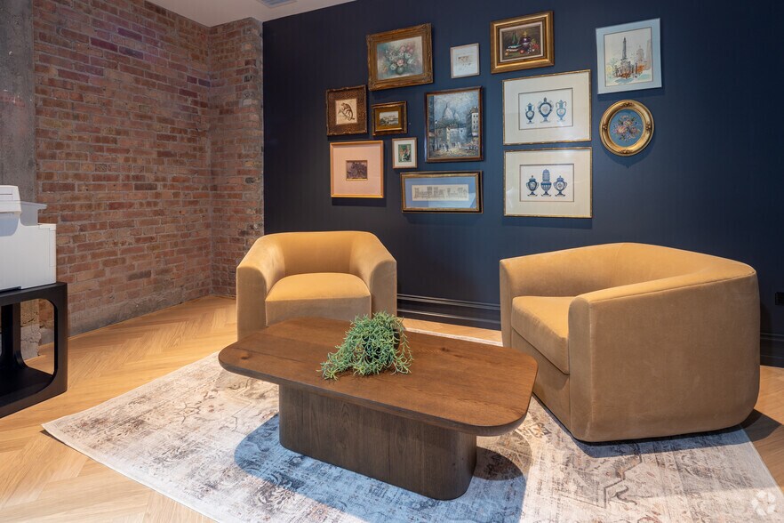 More Photos Of 871 N Franklin St, Chicago Apartments For Lease
