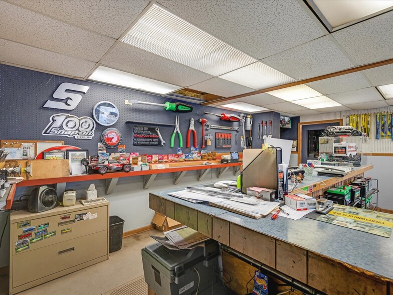 More Photos Of 4554 Il Route 173, Poplar Grove General Retail For Sale