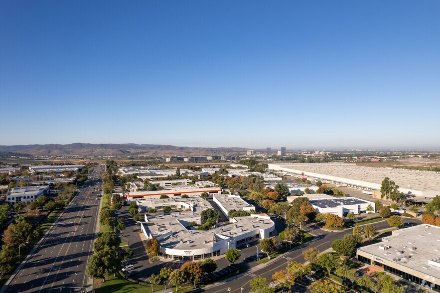 More Photos Of 6 Morgan, Irvine Research And Development For Lease