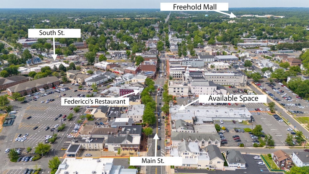 More Photos Of 31 E Main St, Freehold Restaurant For Lease