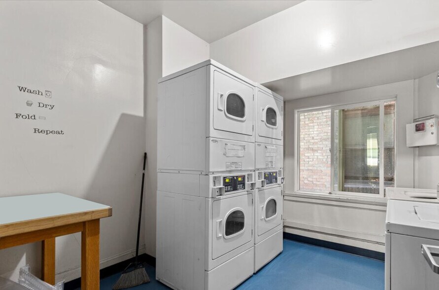 More Photos Of 224 S Howard St, Spokane Apartments For Sale