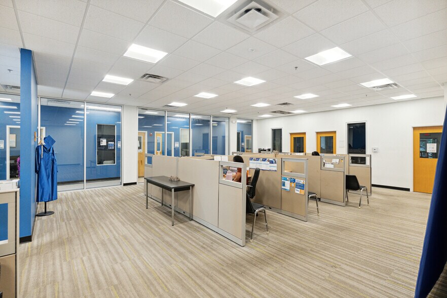 More Photos Of 8085 Rivers Ave, North Charleston Office For Lease