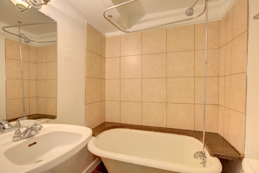 More Photos Of 1224-1232 E 13th Ave, Denver Apartments For Sale