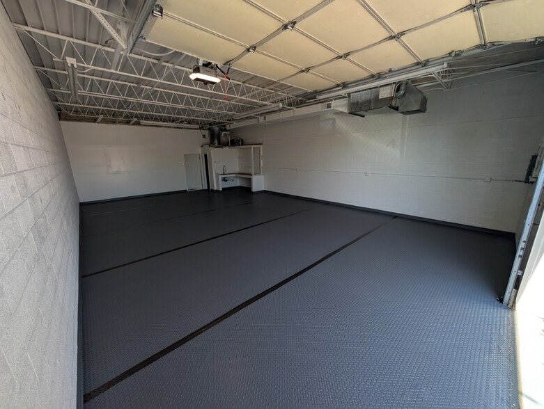 More Photos Of 2537 Weston Rd, Colorado Springs Service For Lease