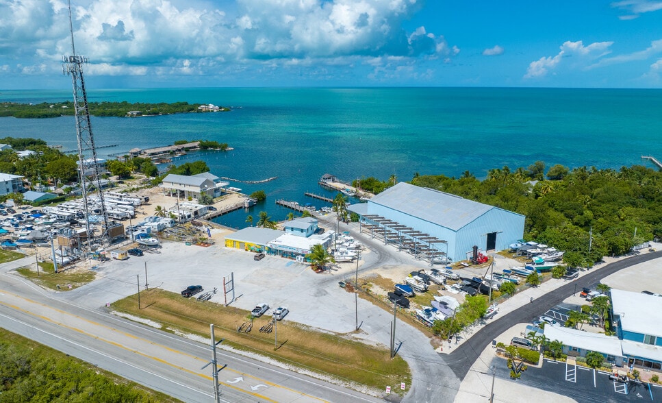 Primary Photo Of 59073 Overseas Hwy, Marathon Marina For Sale