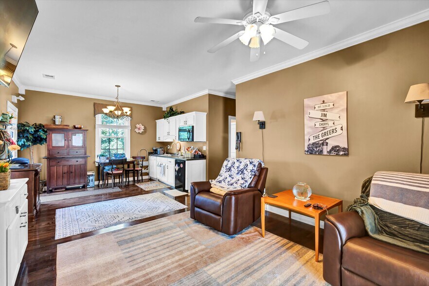 More Photos Of 110 Holy Cross Rd, Loretto Hospitality For Sale