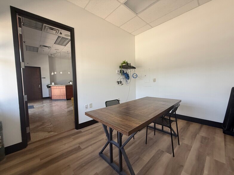 More Photos Of 1487 S Silicon Way, Saint George Freestanding For Lease