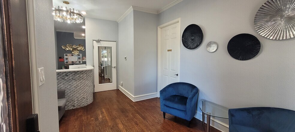 More Photos Of 1420 W Exchange Pky, Allen Coworking Space