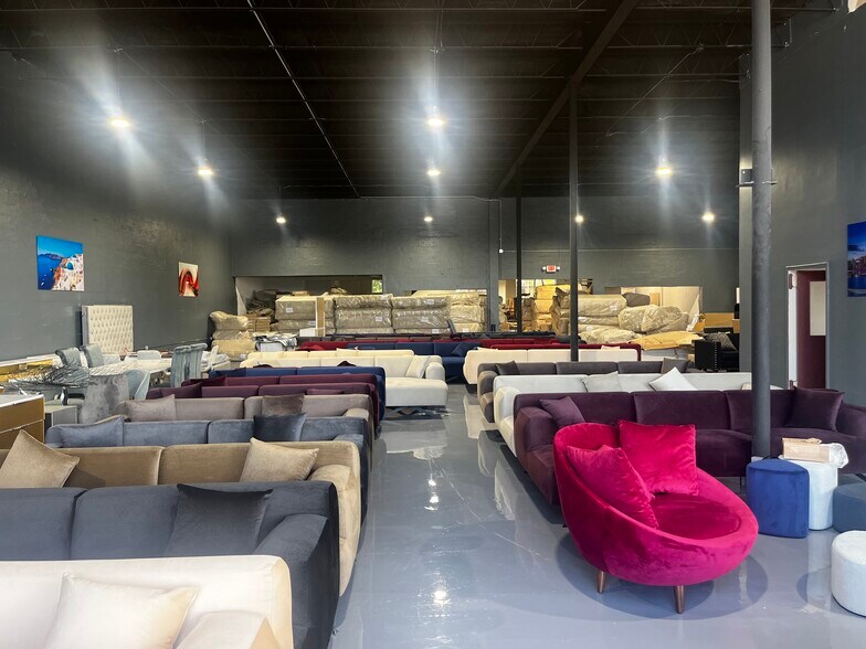 More Photos Of 1500 E Commercial Blvd, Fort Lauderdale Freestanding For Sale