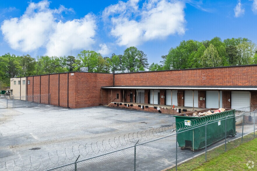 More Photos Of 1365 English St NW, Atlanta Warehouse For Lease
