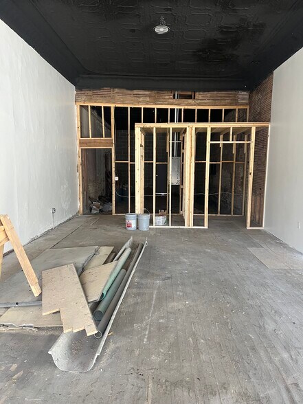 More Photos Of 109 E Hale Ave, Osceola Office For Sale