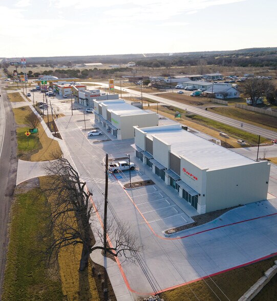 More Photos Of 200 S Main St, Nolanville Unknown For Lease