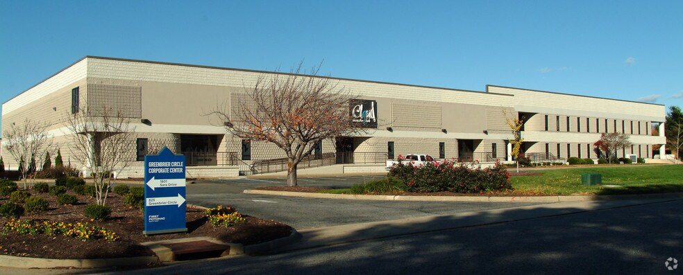 More Photos Of 825 Greenbrier Cir, Chesapeake Unknown For Lease
