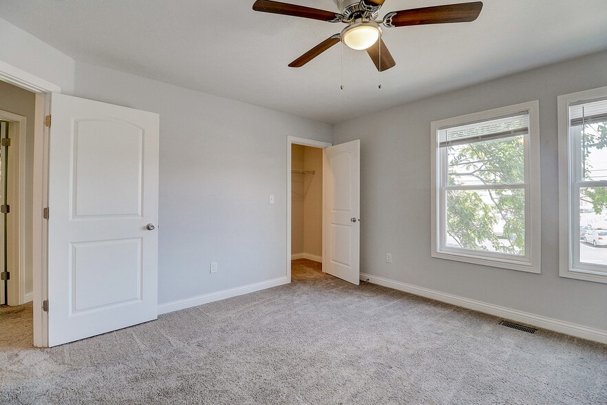 More Photos Of , Indianapolis Multifamily For Sale