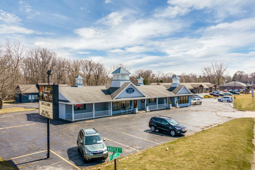 More Photos Of 1055 Laurence Ave, Jackson Freestanding For Sale