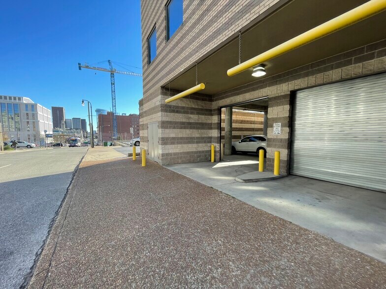 More Photos Of 223 Rosa L Parks Blvd, Nashville Office For Lease
