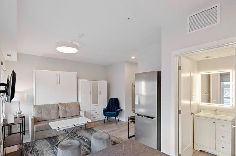 More Photos Of 84-96 Hinton Av N, Ottawa Apartments For Sale