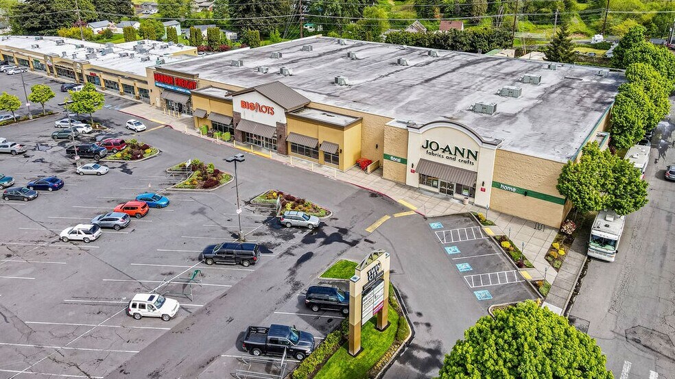 More Photos Of 700-780 Ocean Beach Hwy, Longview Unknown For Lease