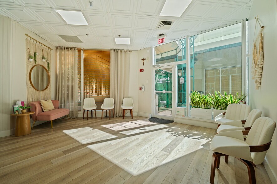 More Photos Of 200 S Andrews Ave, Fort Lauderdale Medical For Lease