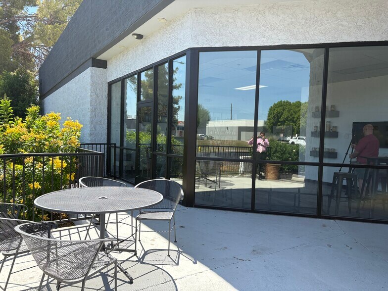 More Photos Of 1445 W 12th Pl, Tempe Light Distribution For Lease