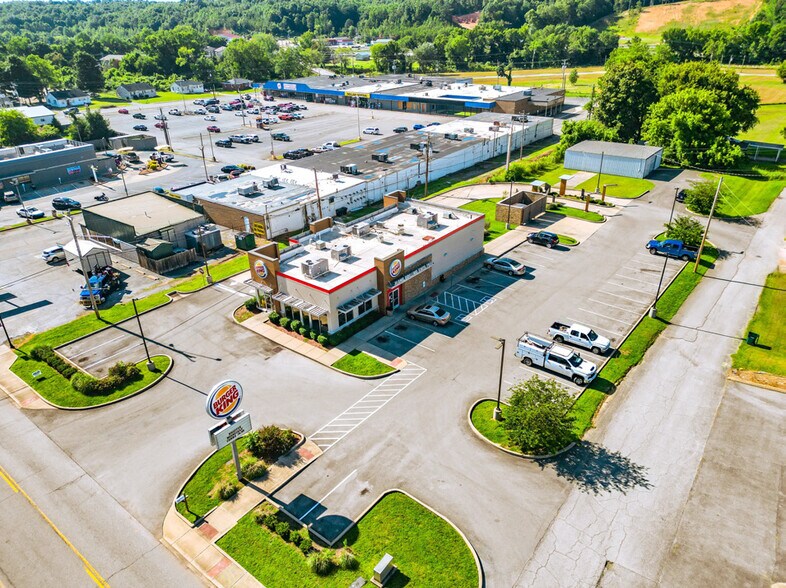 More Photos Of 303 W Main St, Waverly General Retail For Sale